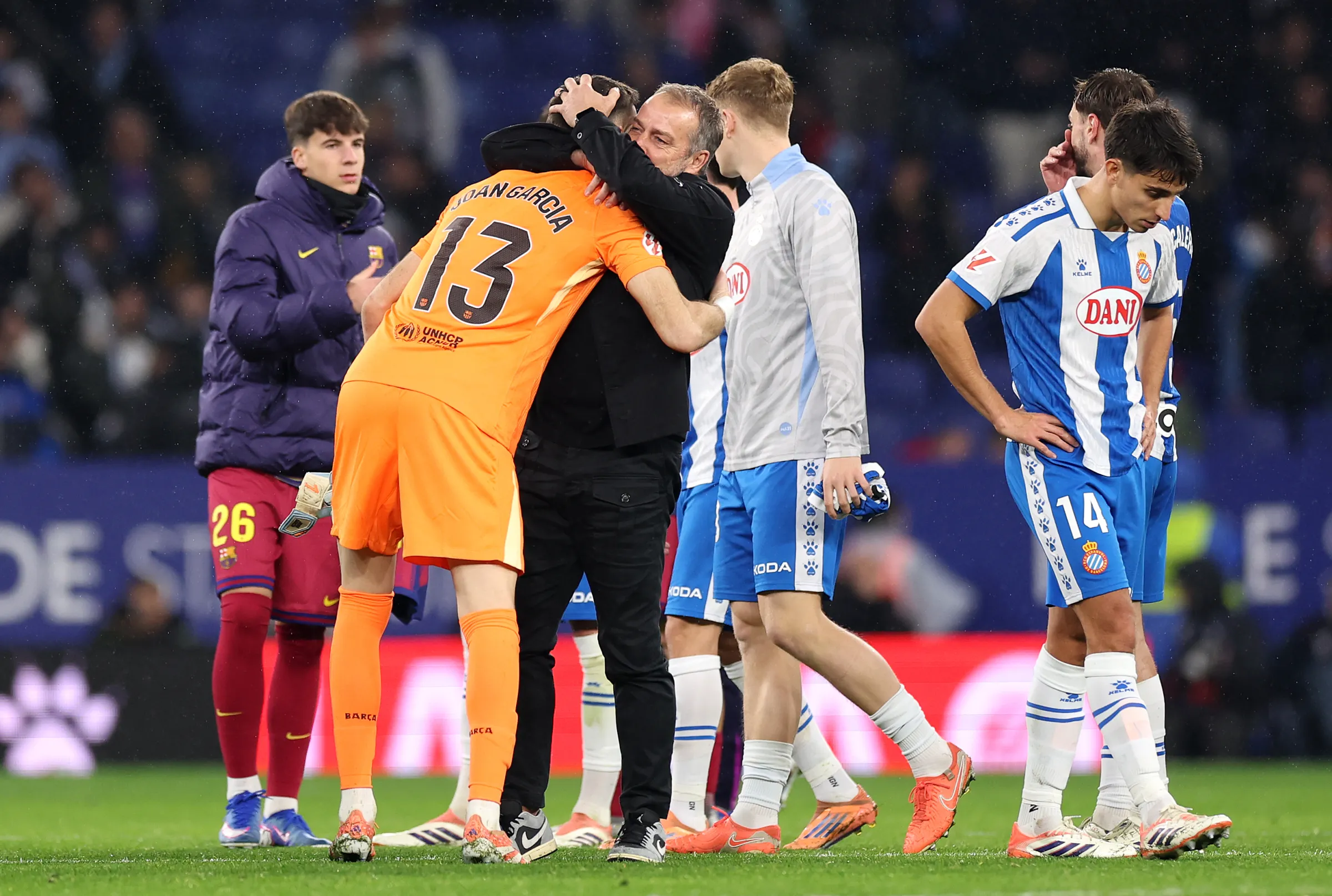 Joan Garcia ฉลองชัยชนะ Derbi Catalan